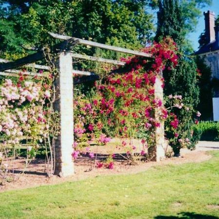 Bed and Breakfast Domaine De Vilotte Ardenais Екстер'єр фото